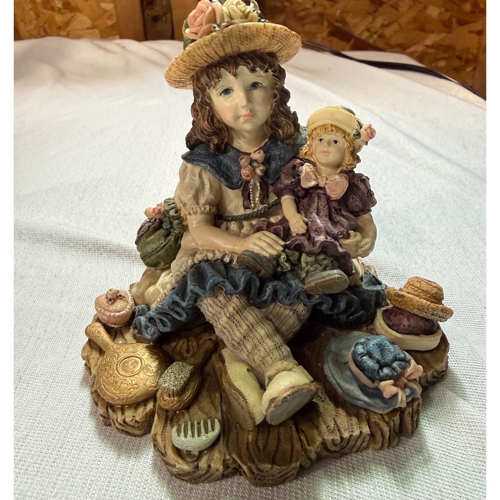 Boyds Yesterdays Child Ashley with Chrissie Dress Up Figurine 3506 Vintage 1995